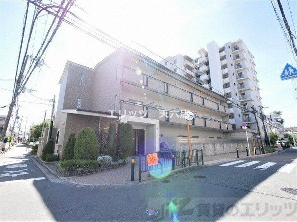 superbe ESAKAの物件外観写真